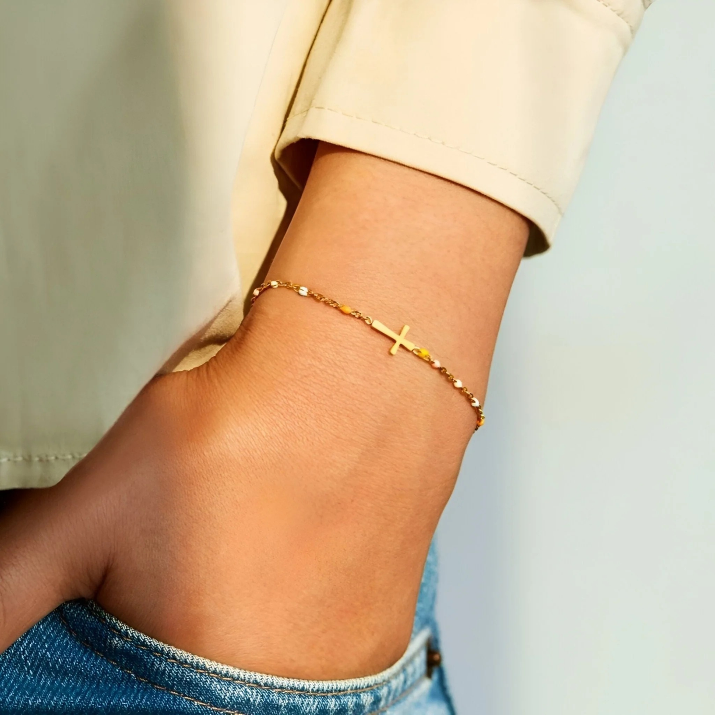 Pray Over It Cross Armband