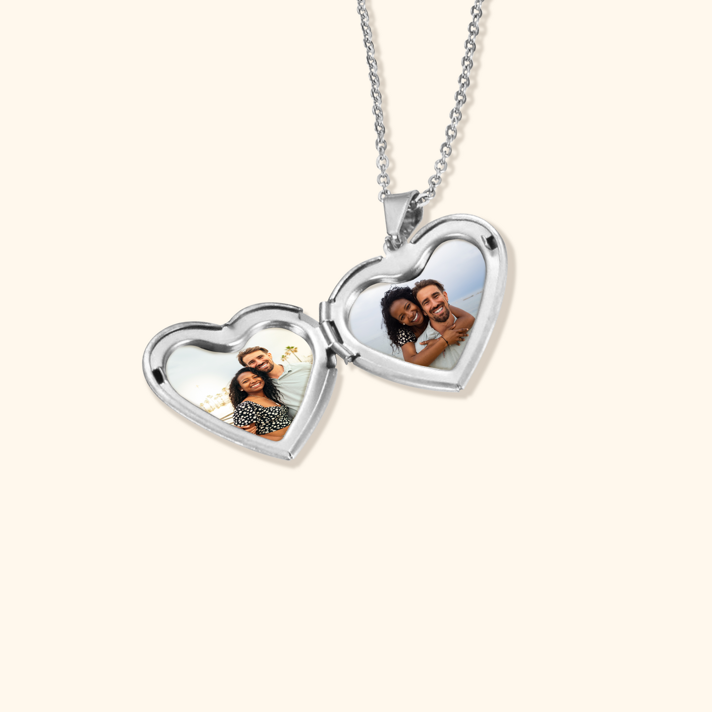 <tc>Heart Shaped Photo Locket</tc>