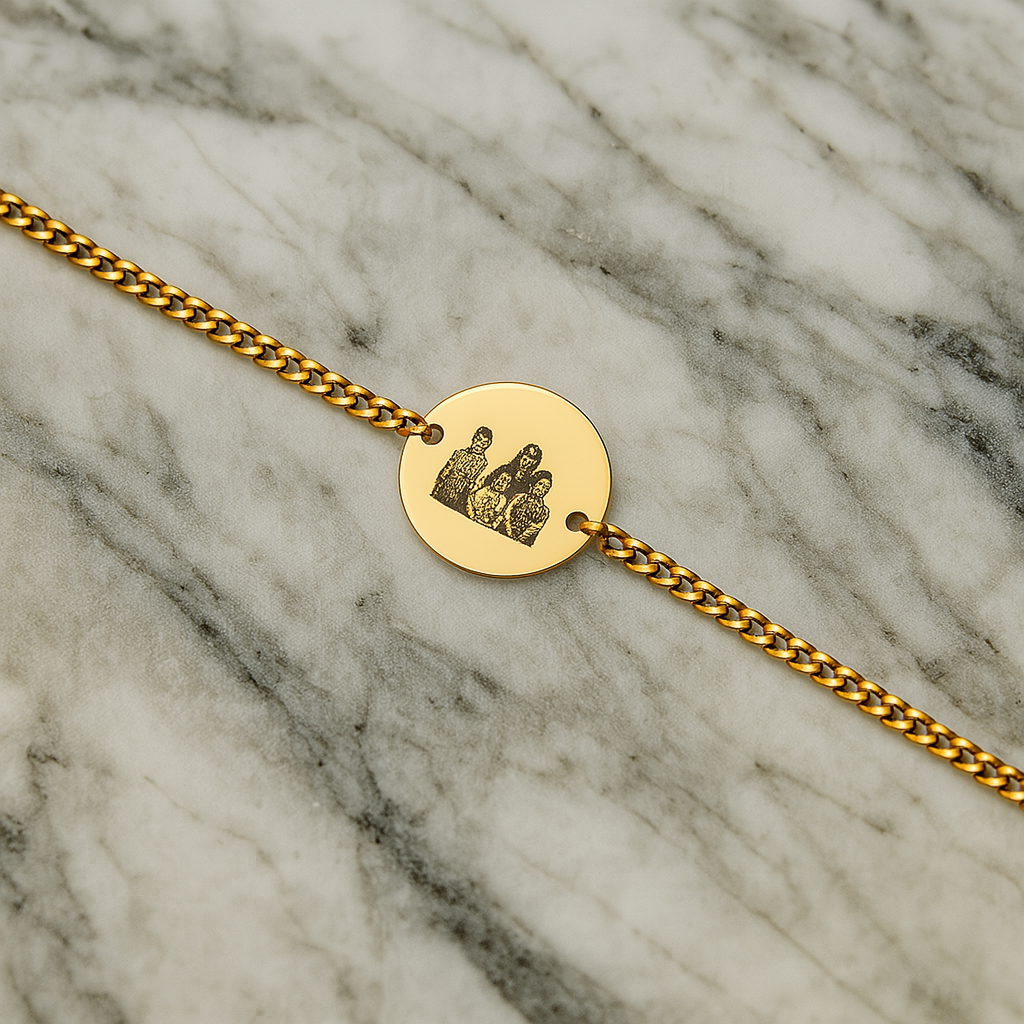 <tc>Personalized Bracelet with Print</tc>