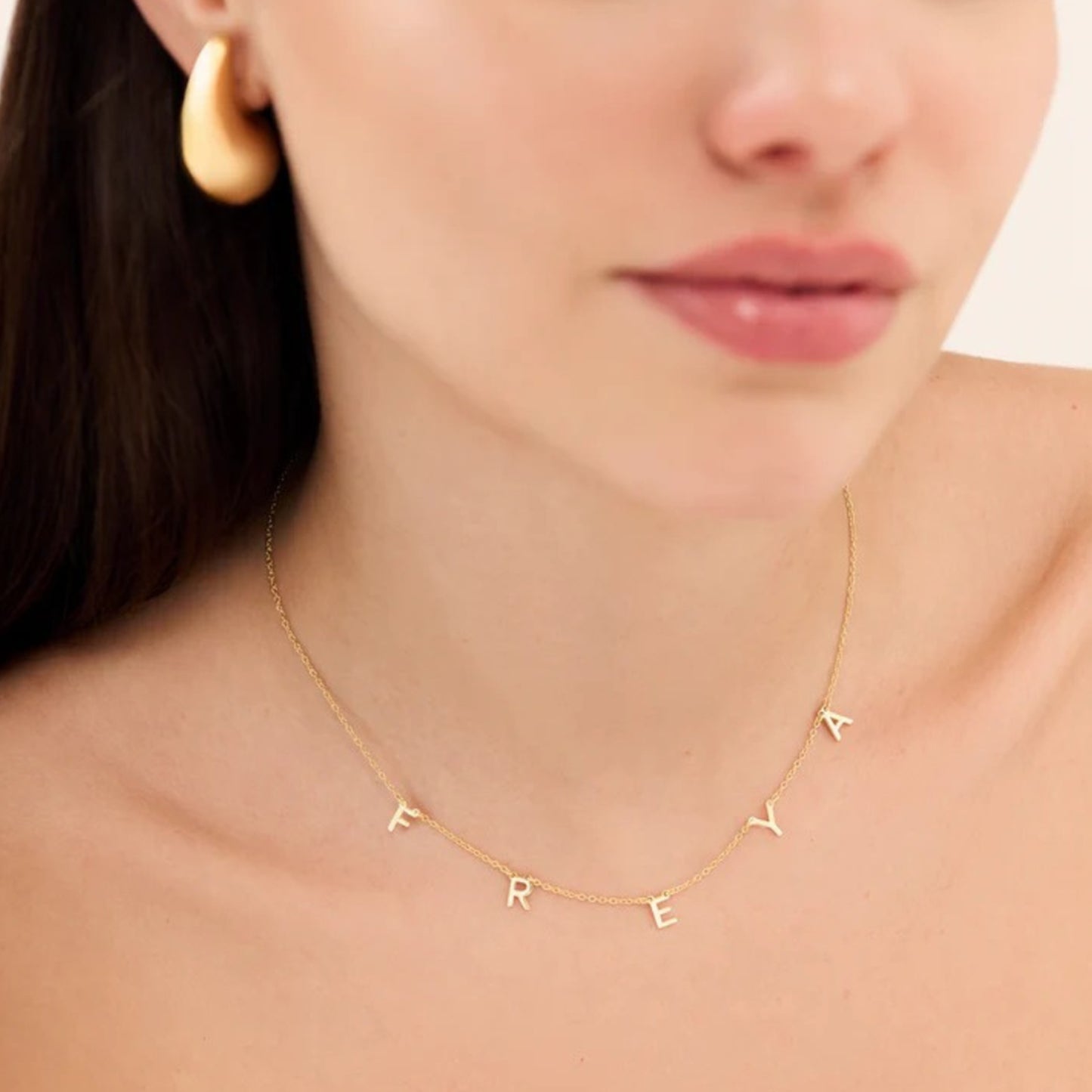 Personligt Graverat Initial Halsband