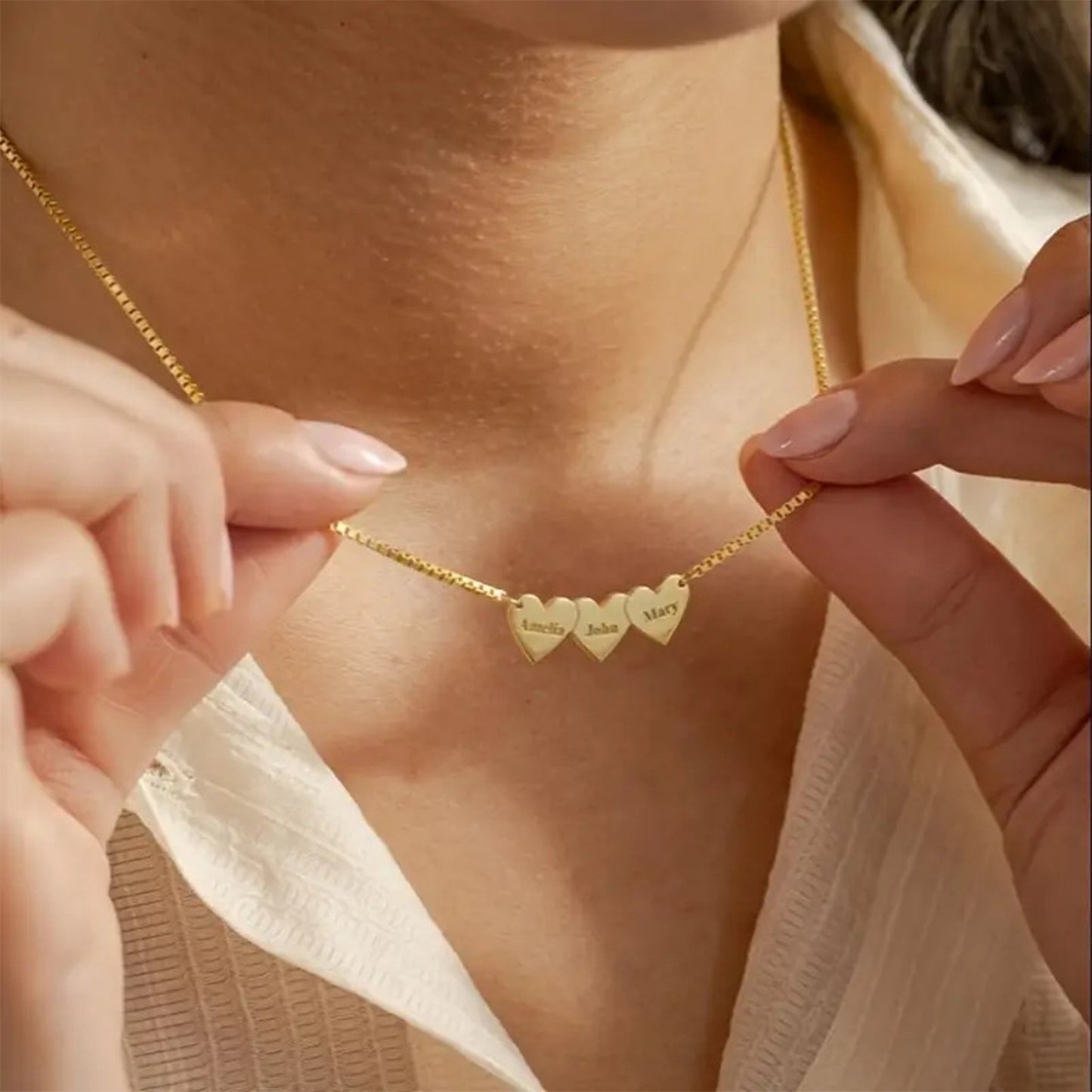 Personligt Hjärtformat Graverat Halsband