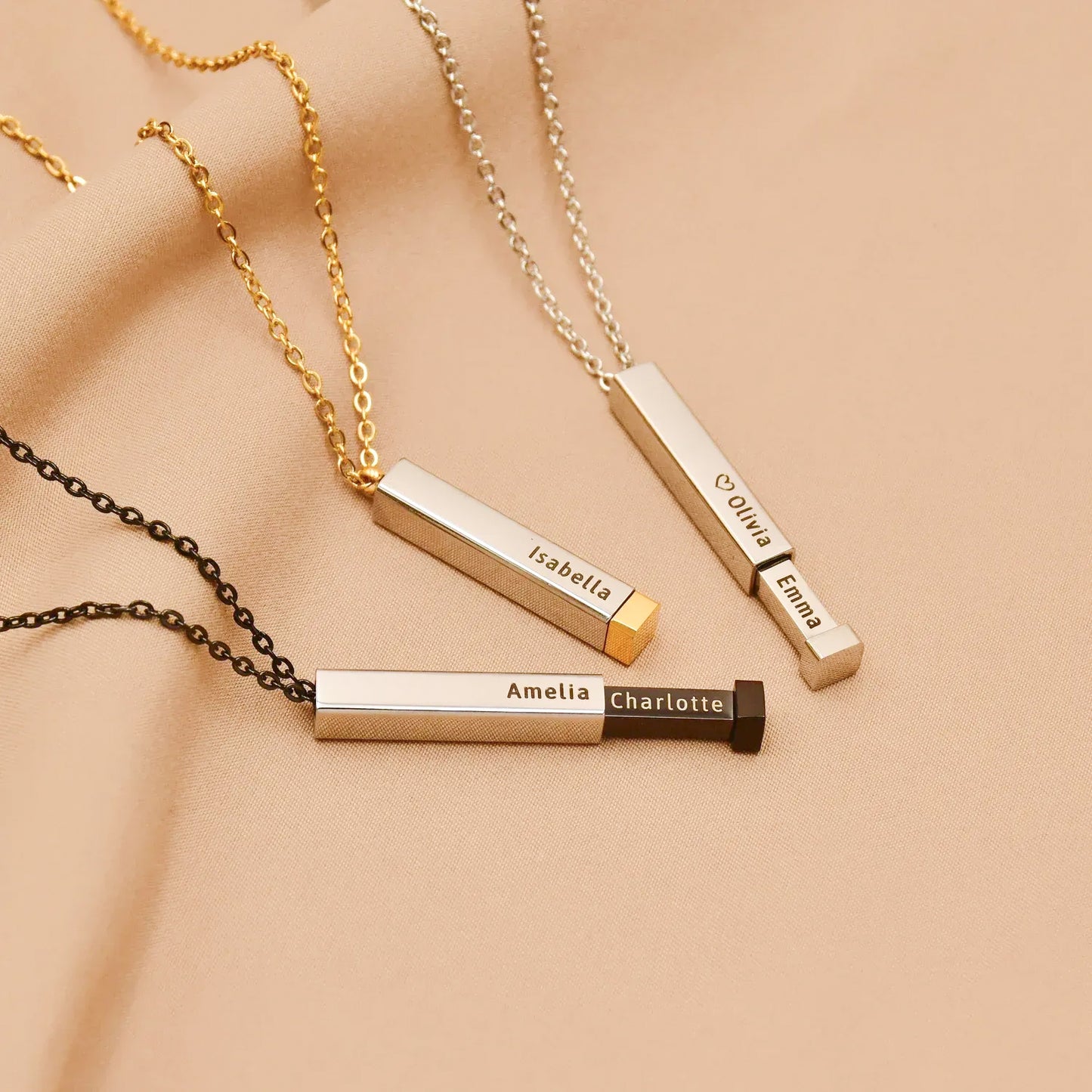 Halsband med Dold Meddelande