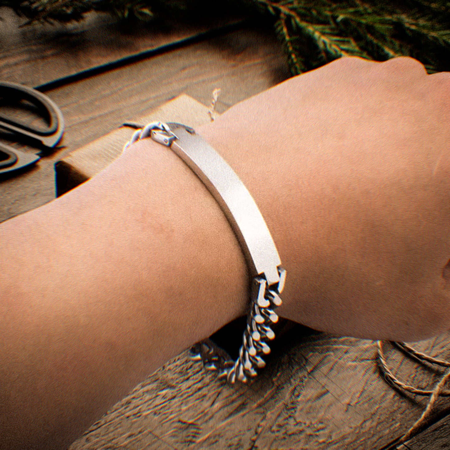 Personligt kubanskt pansararmband