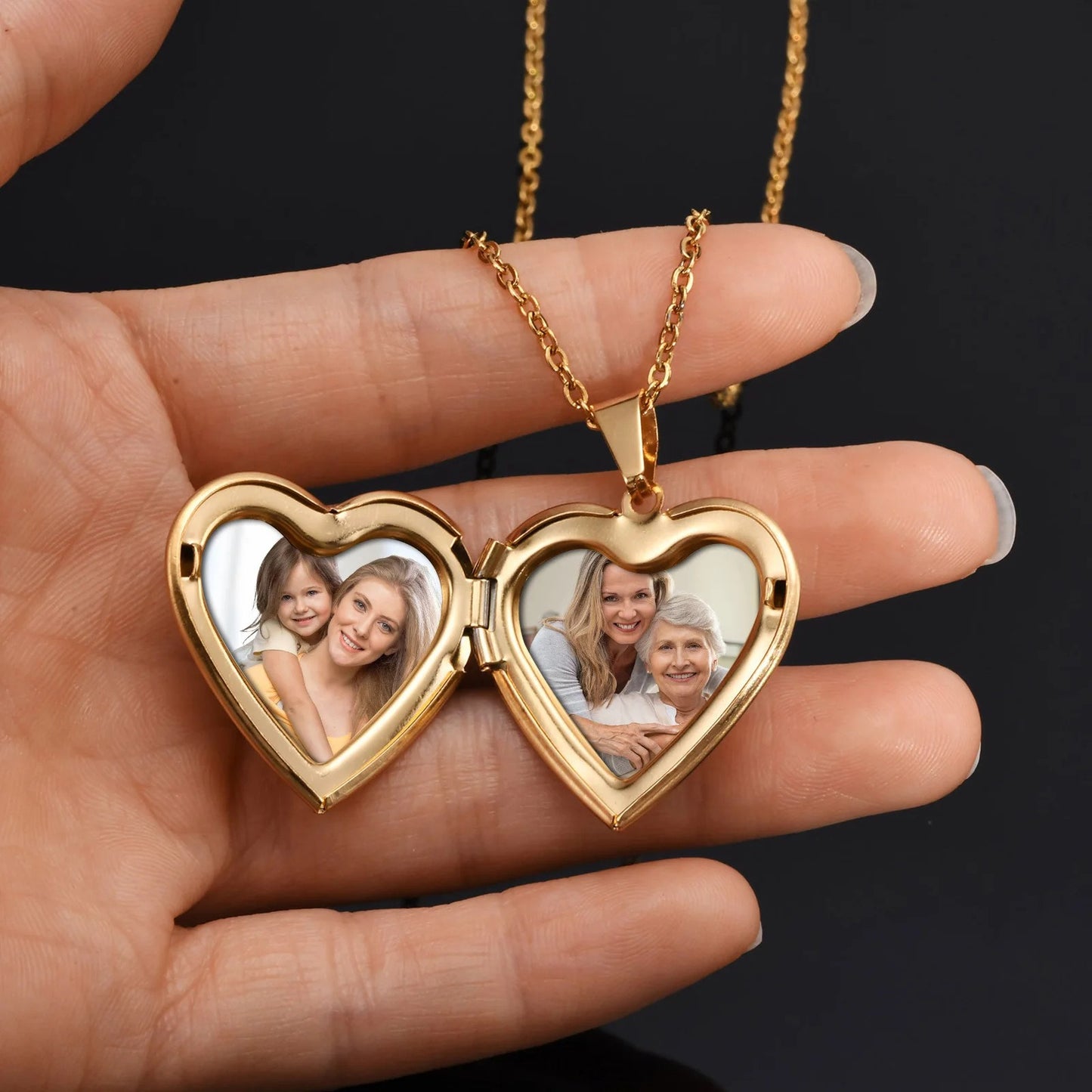 <tc>Heart Shaped Photo Locket</tc>