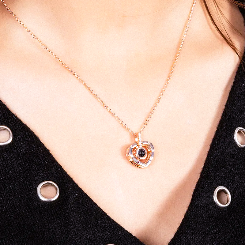 Babyhalsband med Projektionsberlock