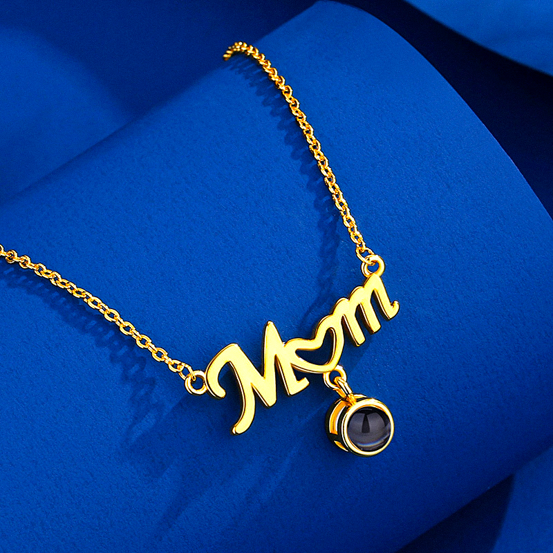 Mamma-halsband med Projektionsberlock