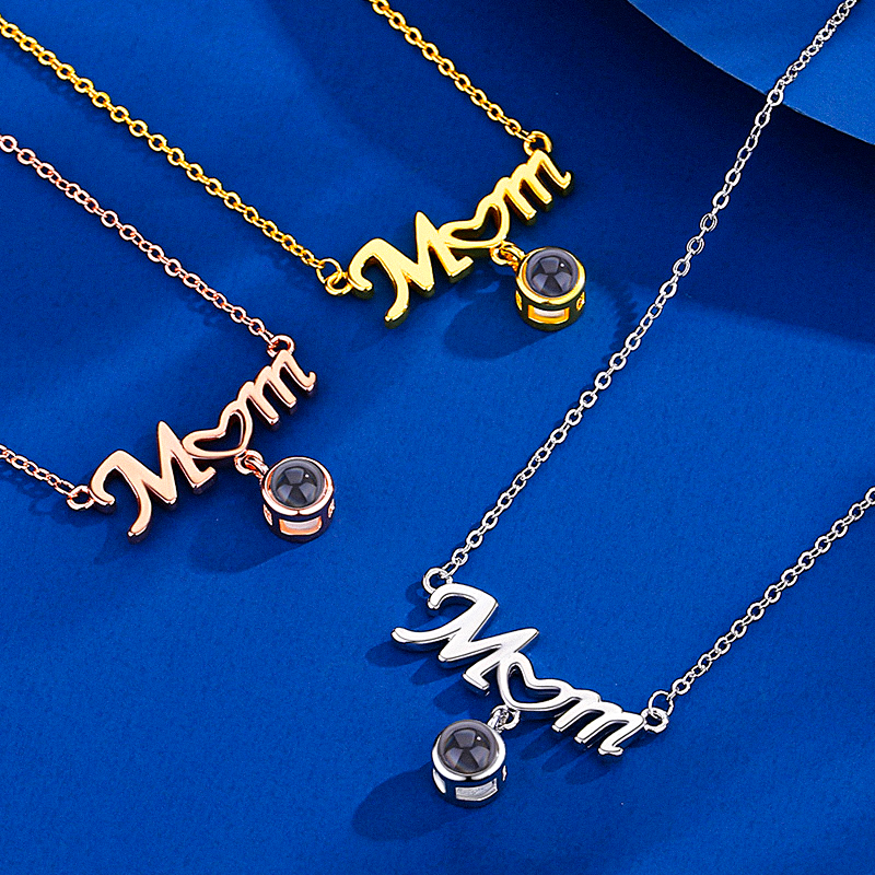 Mamma-halsband med Projektionsberlock