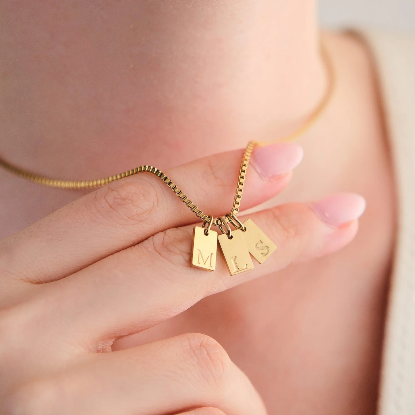 Personligt Initial Tag Halsband