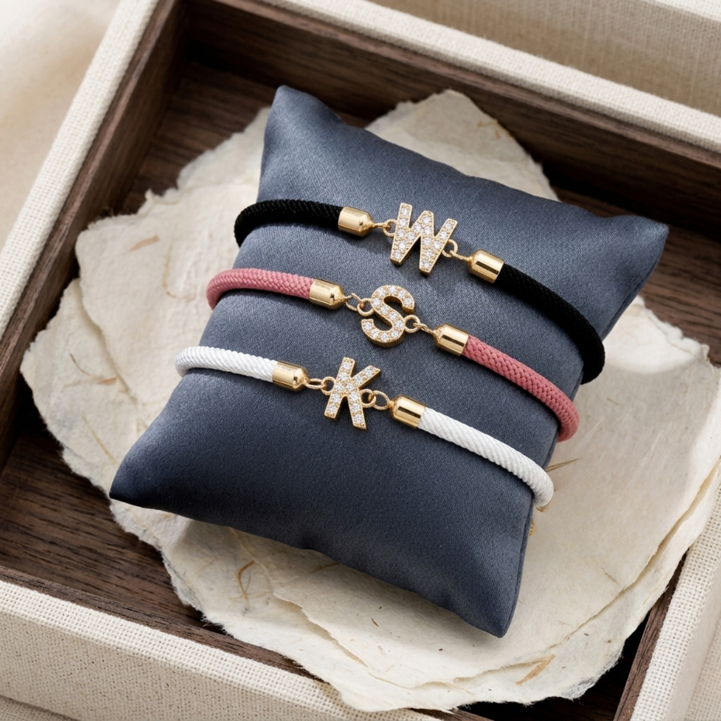 Elegant Initial Berlock Armband