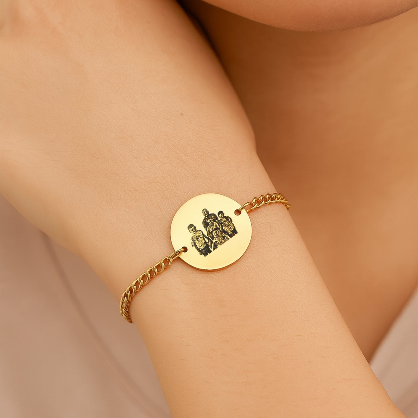 <tc>Personalized Bracelet with Print</tc>