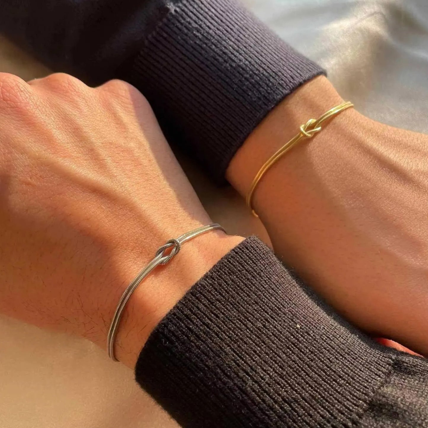 Sammanlänkad Knut Par Armband
