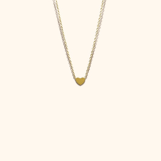 Minimalistiskt halsband med hjärthänge