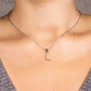 Kubiska Zirkonium Initialhalsband