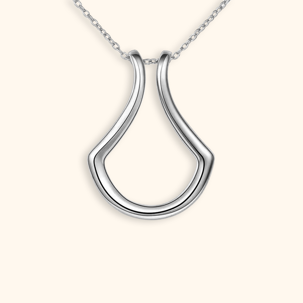 Magic Ring Holder Necklace Emma Louise™
