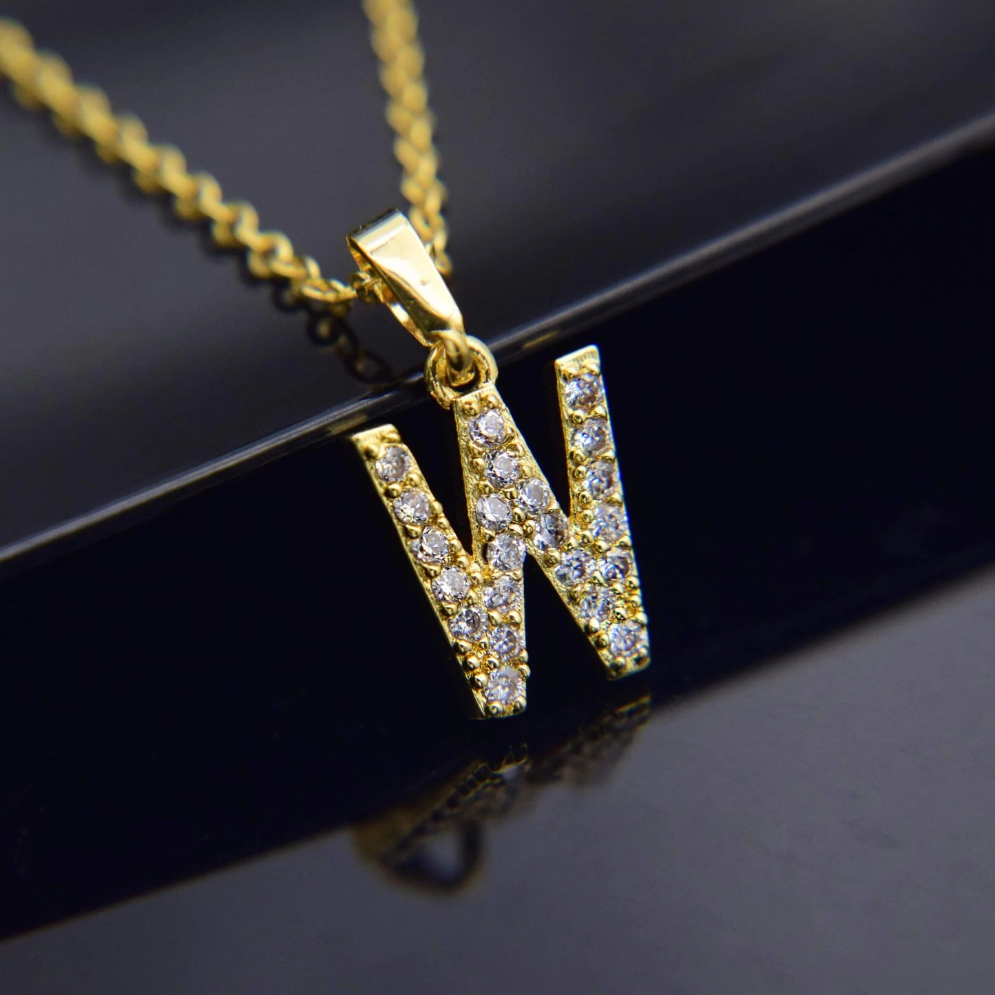 Kubiska Zirkonium Initialhalsband