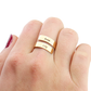 Elegant Ring med Två Namn